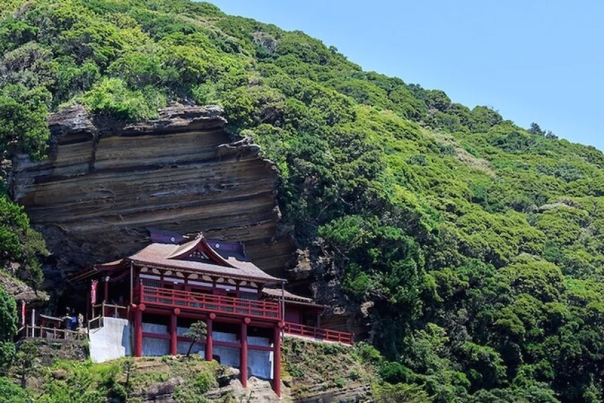 南房総の絶景と建築をめぐる旅：心に残る写真スポットを訪ねて